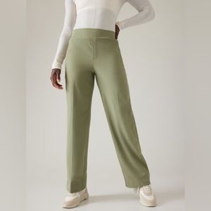 BN no tags - Athleta Brooklyn Heights Wideleg Pant - Sage green - 16T (34” leg)